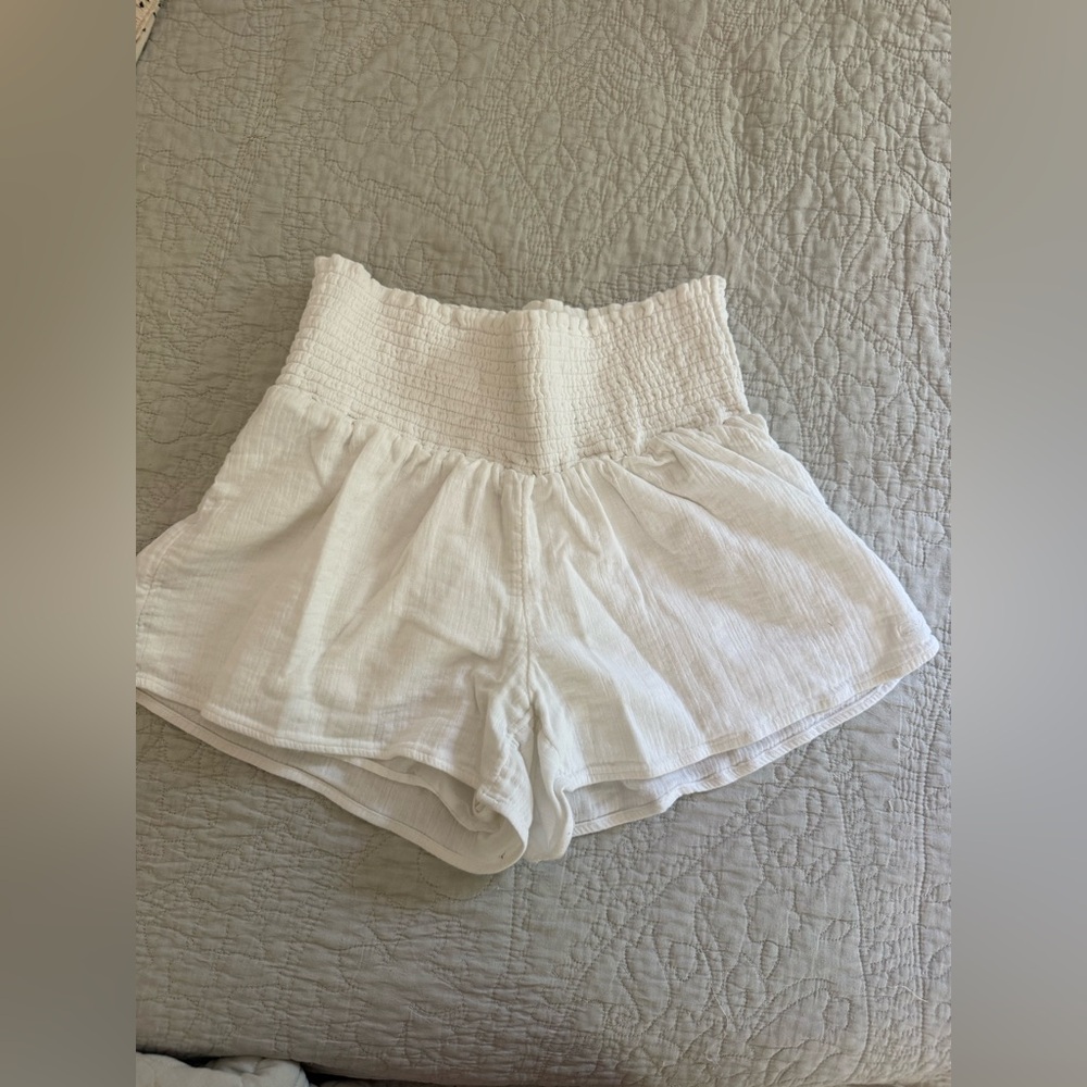 Vineyard Vines Smocked Elastic Waist pull on cotton Lightweight Shorts - Size XS